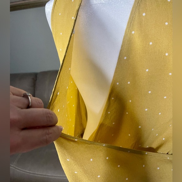 LUSH Mustard Yellow White Polkadots Surplus Wrap Bubble Top Sz Large L - Picture 7 of 13